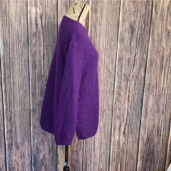 Henri Bendel Lightweight Spring Sweater - Picture 2 of 10